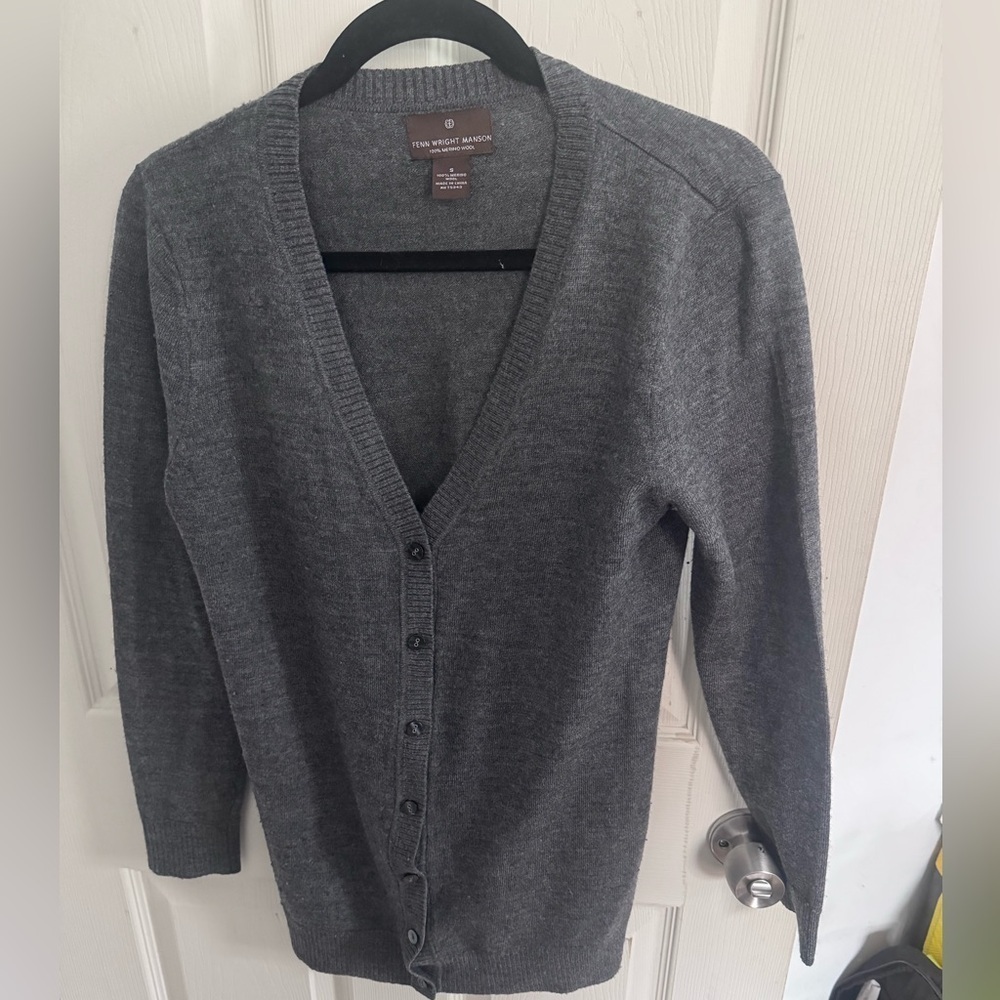 Fenn Wright Manson 100% Italian Merino Wool Gray V-Neck Button Up Cardigan Sz S